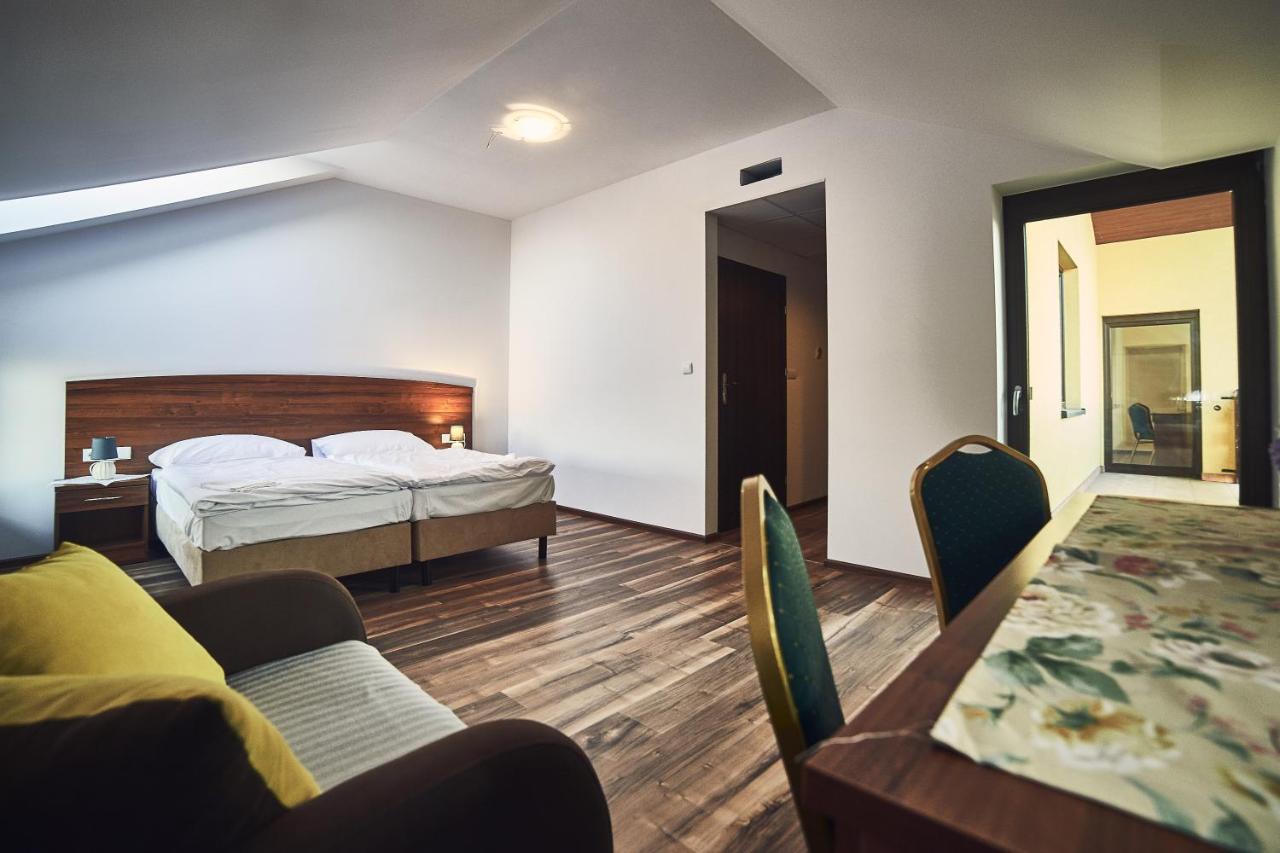 Hotel Ab Tychy Dış mekan fotoğraf
