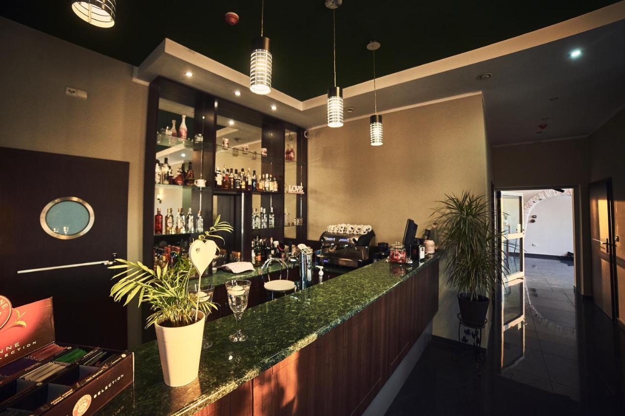 Hotel Ab Tychy Dış mekan fotoğraf